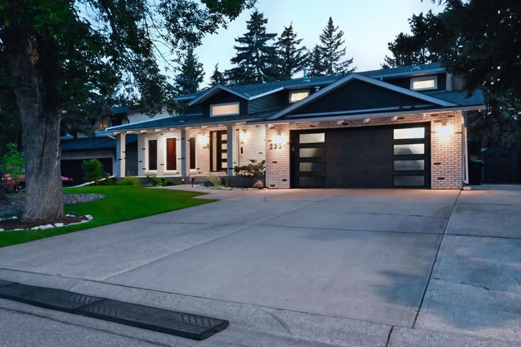 Sold property in Canyon Meadows