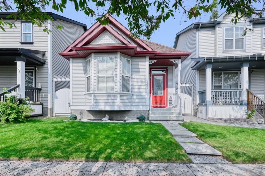 Sold property in McKenzie Towne