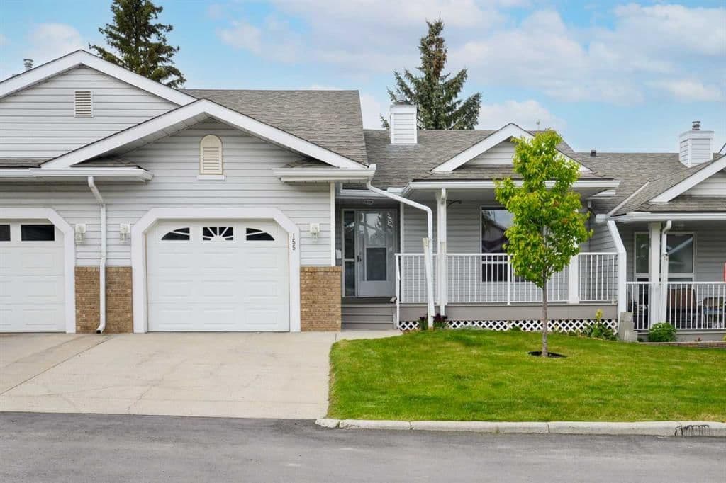 Sold property in MacEwan Glen