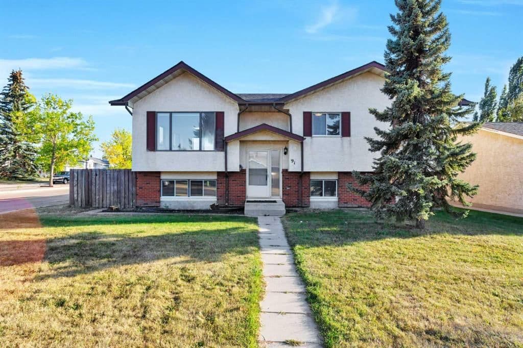 Sold property in Deer Park Village