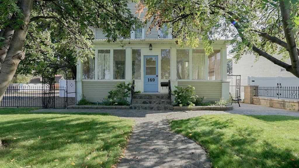 Sold property in SE Hill