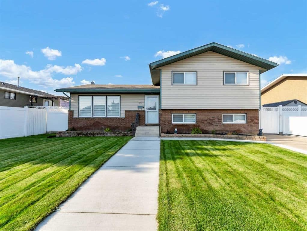 Sold property in Ross Glen