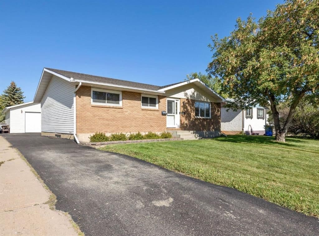 Sold property in Thickwood