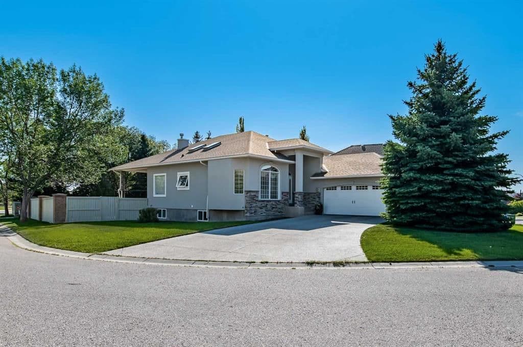 Sold property in Canyon Meadows