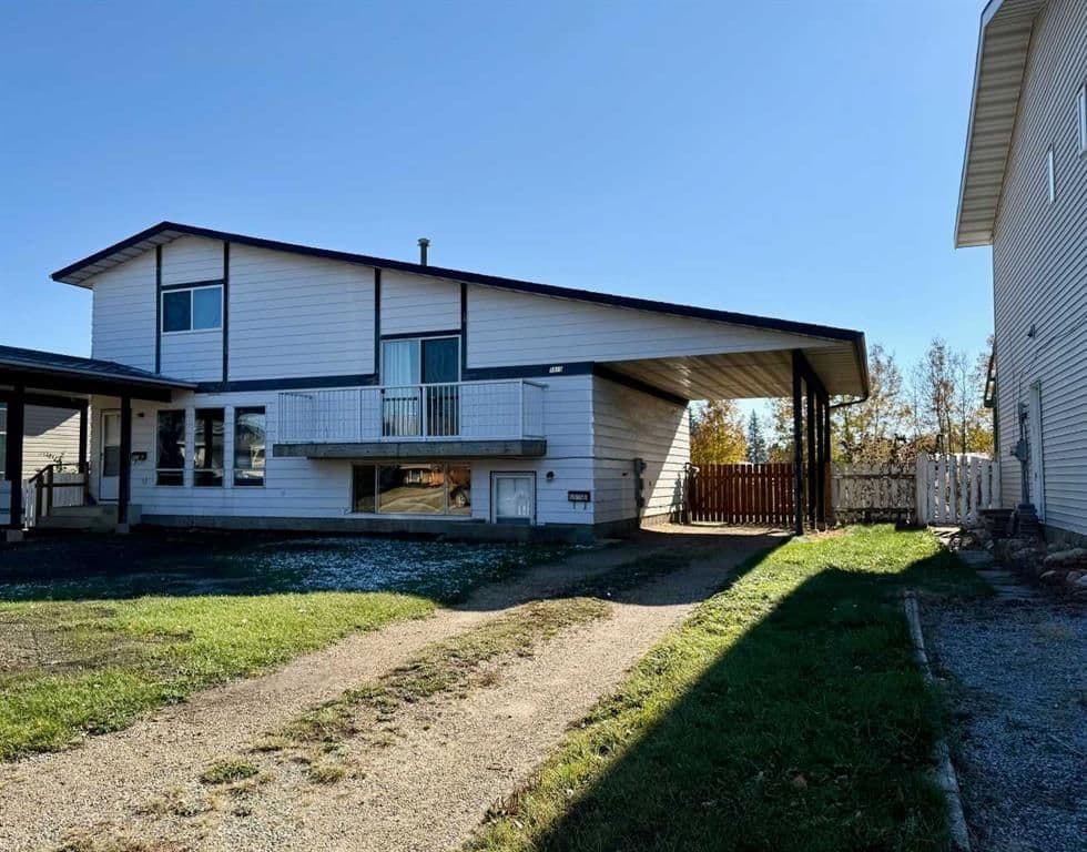 Sold property in Downtown Lacombe
