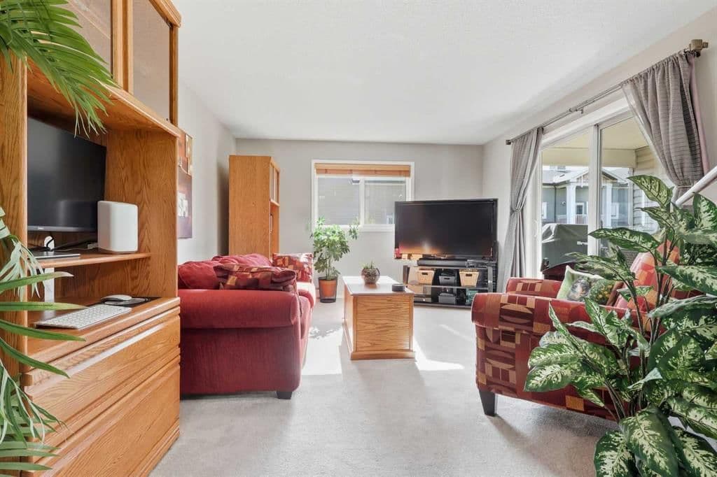 Sold property in McKenzie Towne