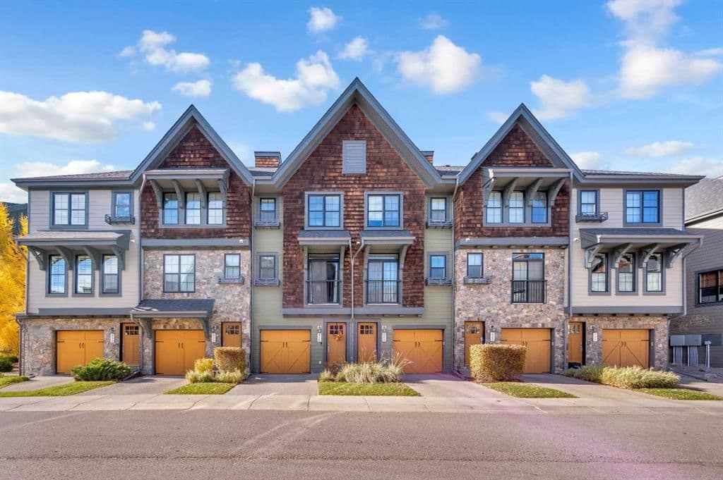 Sold property in Aspen Woods