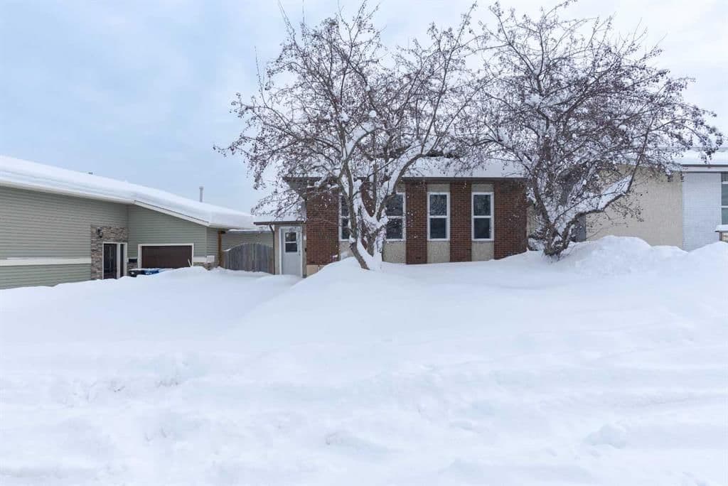 Sold property in Thickwood