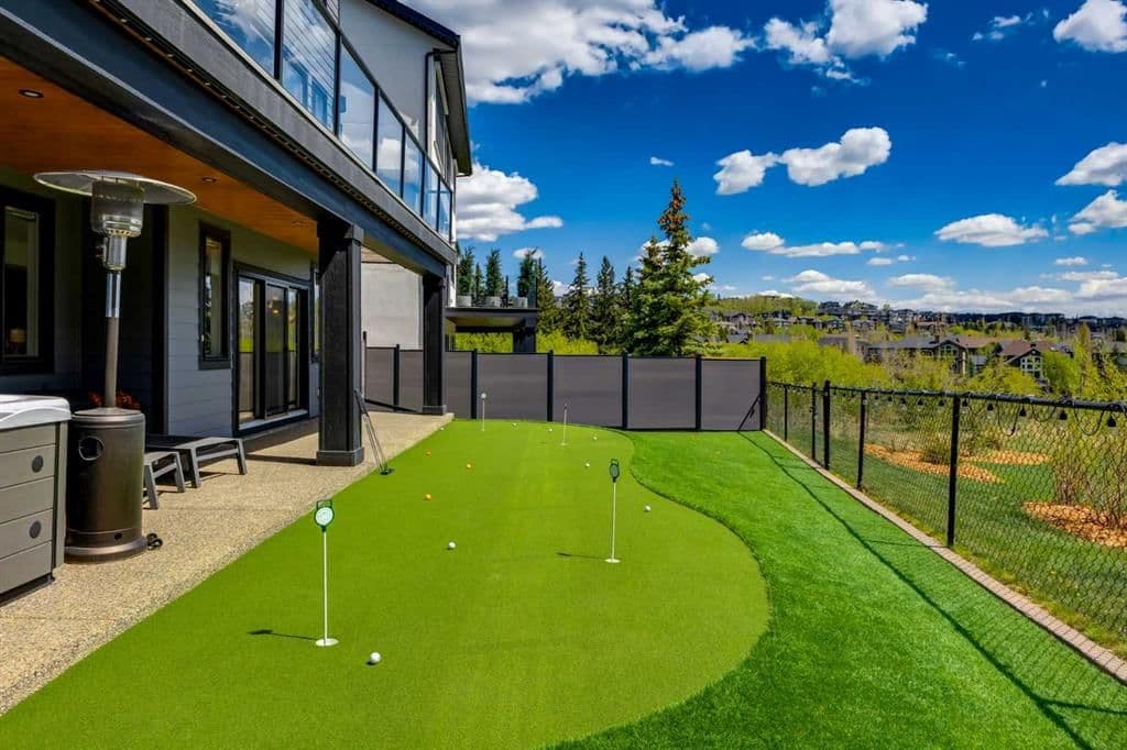 Sold property in Springbank Hill
