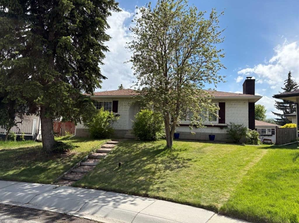 Sold property in Penbrooke Meadows