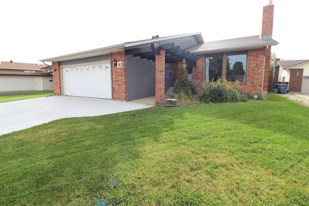 Sold property in Connaught
