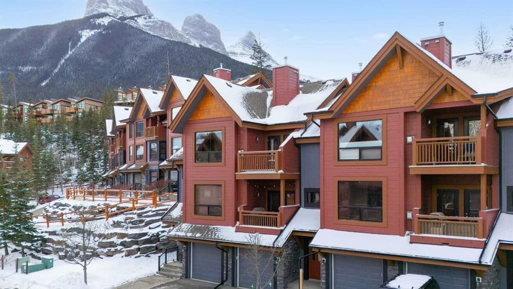 Sold property in Three Sisters