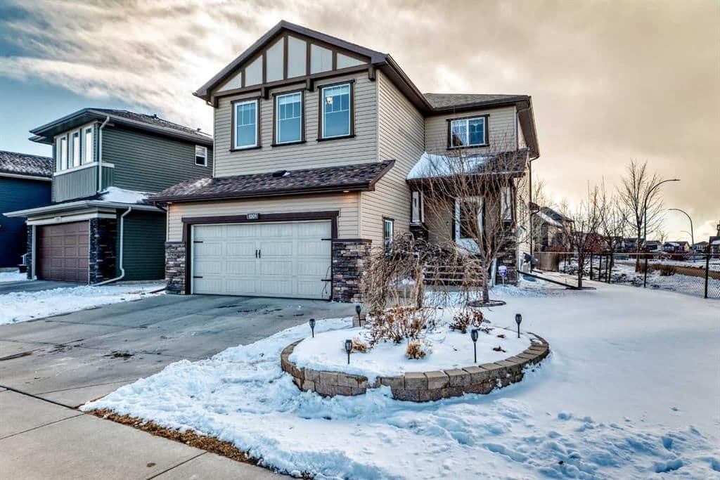 Sold property in Ravenswood