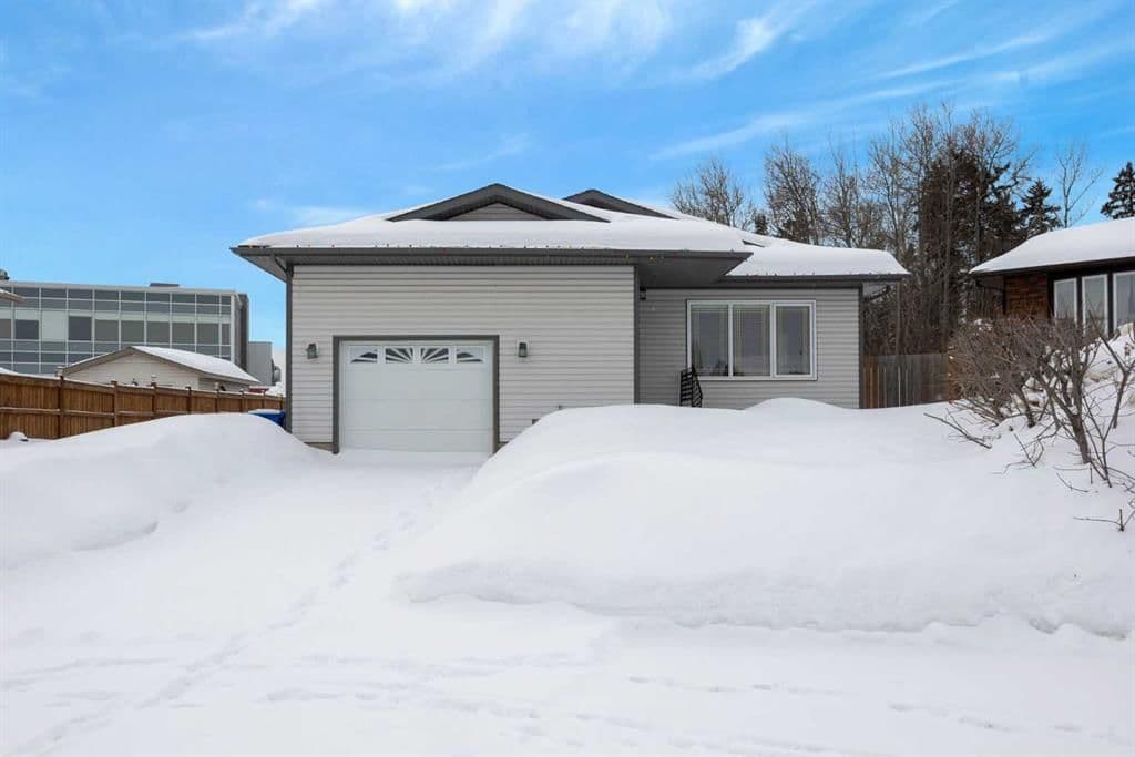 Sold property in Dickinsfield