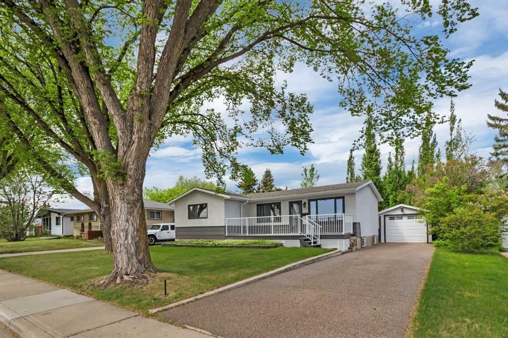 Sold property in Downtown Lacombe