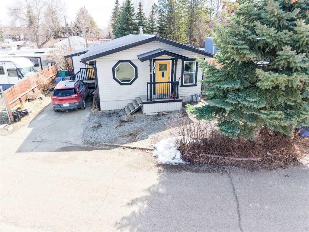 Sold property in Mustang Acres