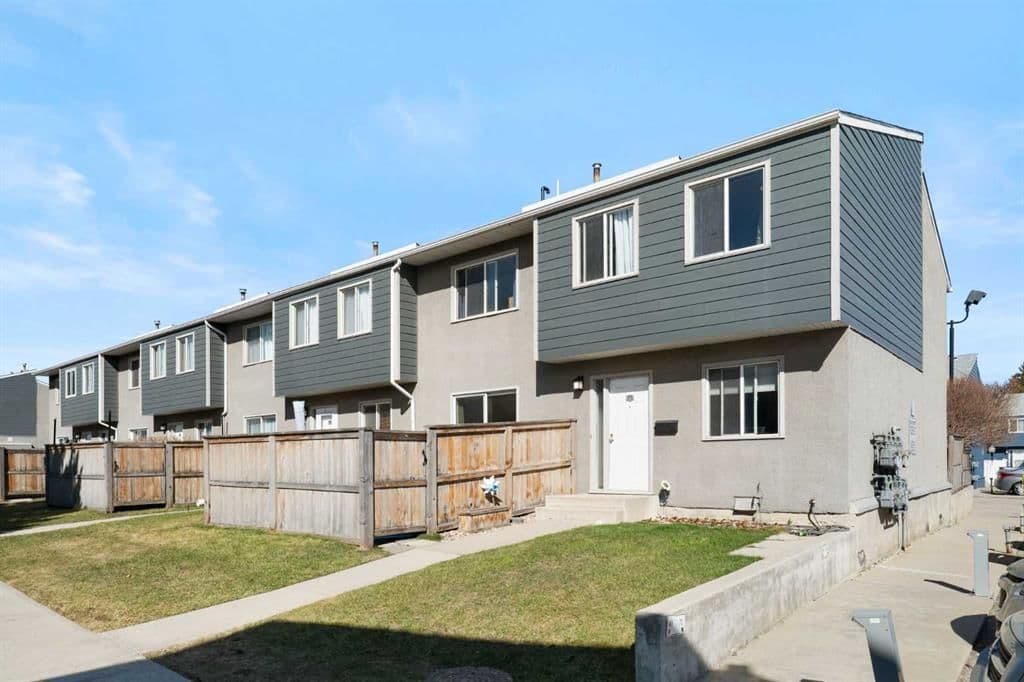 Sold property in Acadia