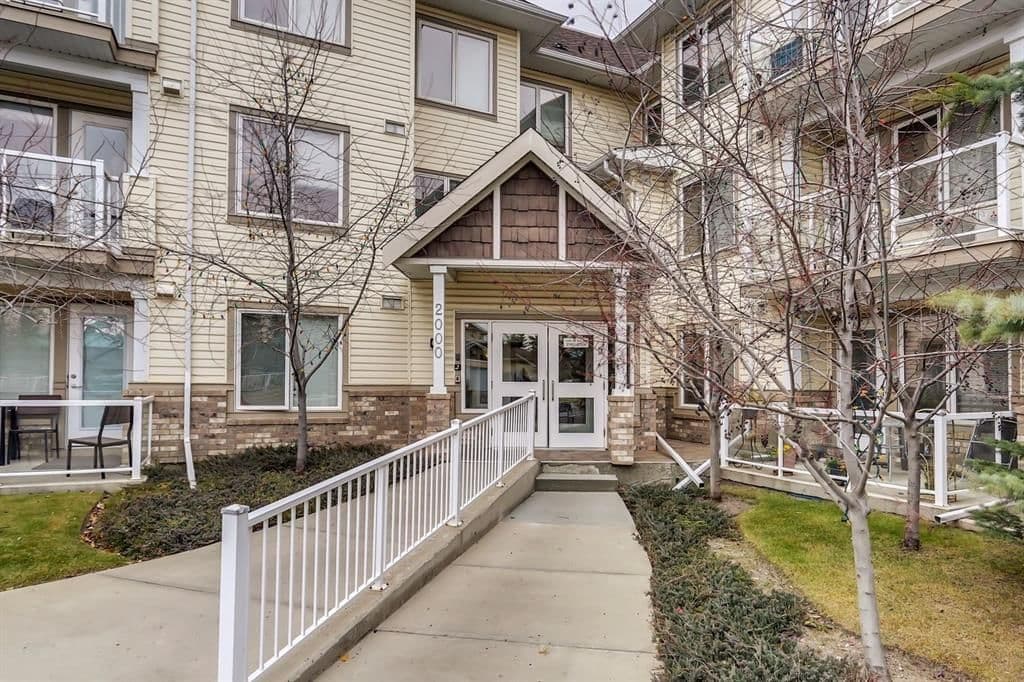 Sold property in Whitehorn