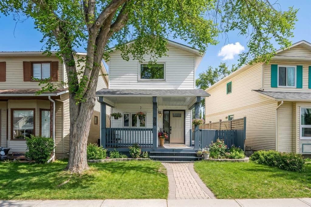 Sold property in McKenzie Lake