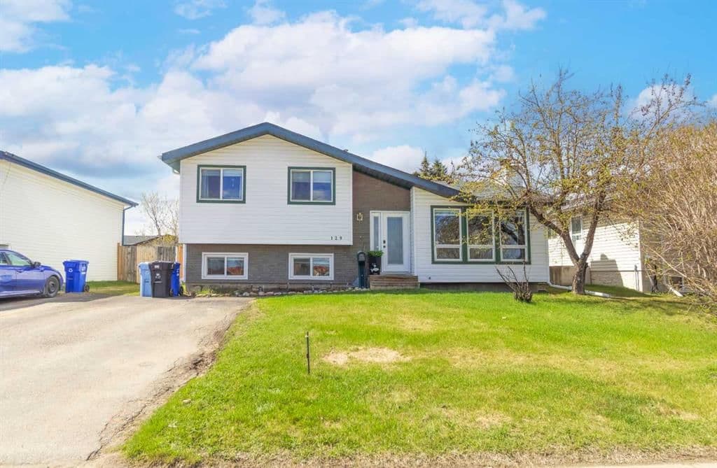 Sold property in Thickwood