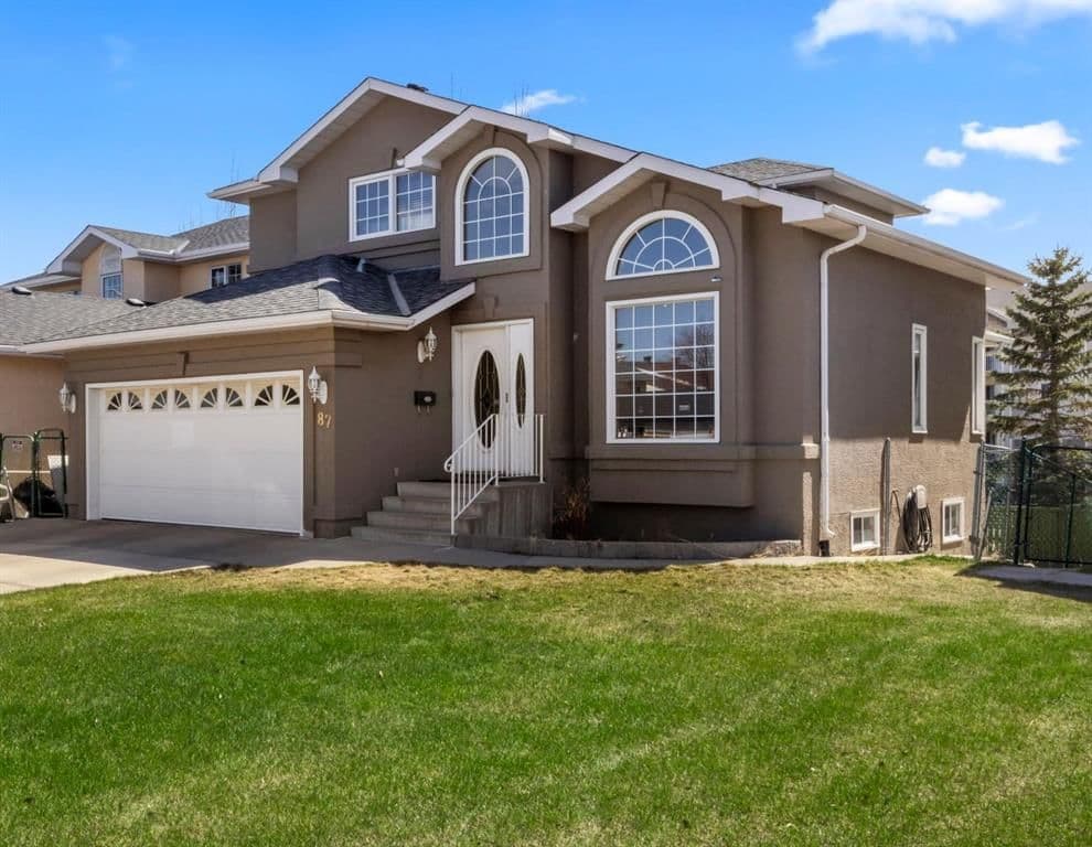 Sold property in Applewood Park