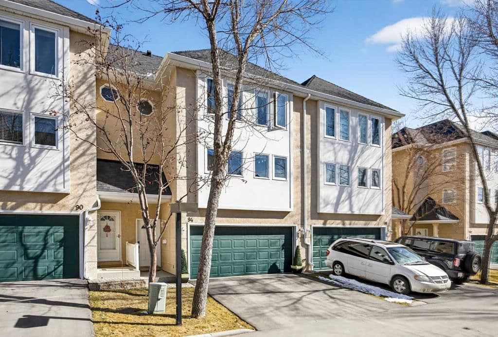 Sold property in Canyon Meadows