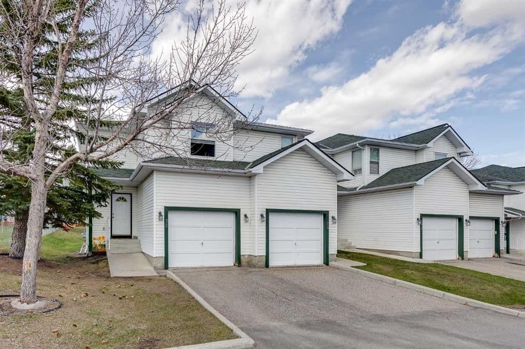 Sold property in Sandstone Valley