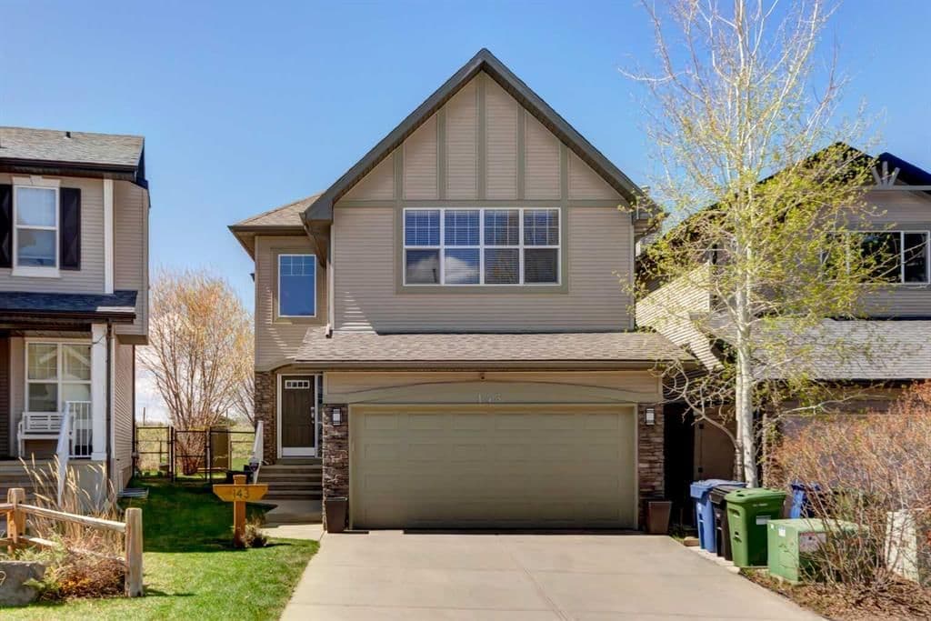 Sold property in Cougar Ridge