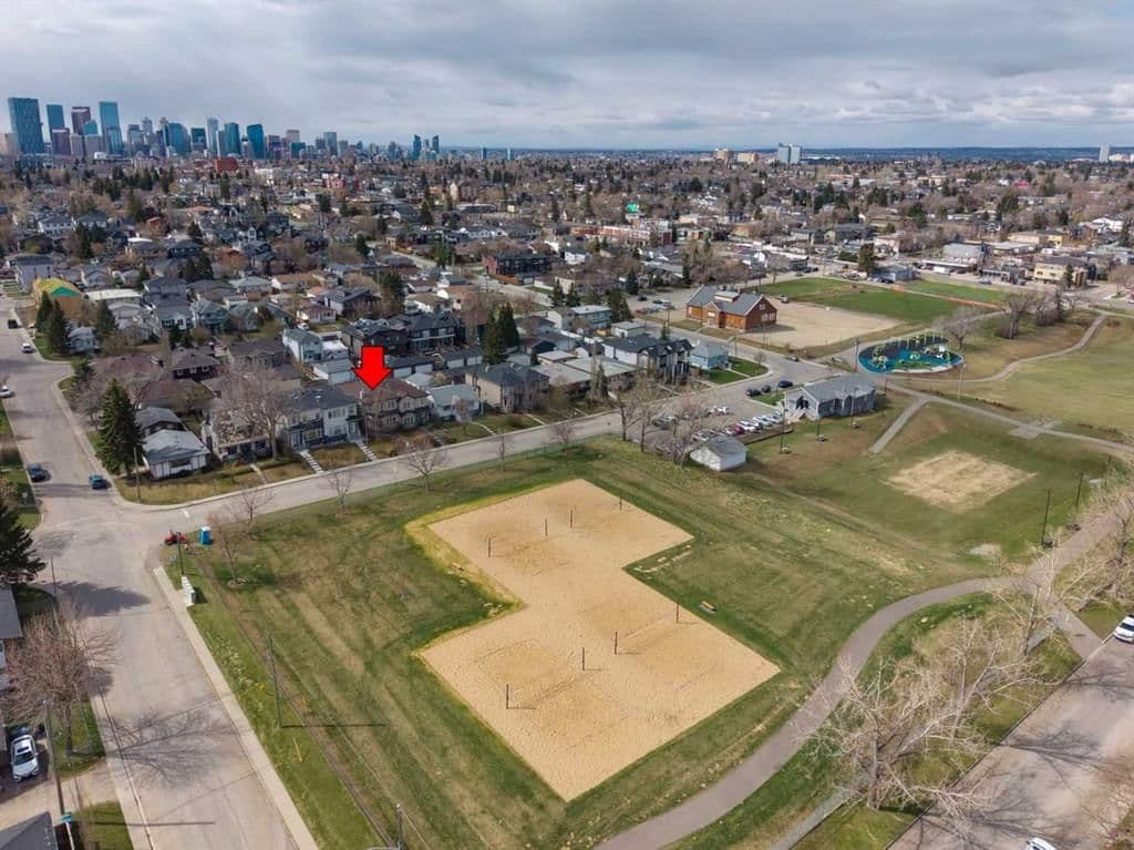 Sold property in Tuxedo Park