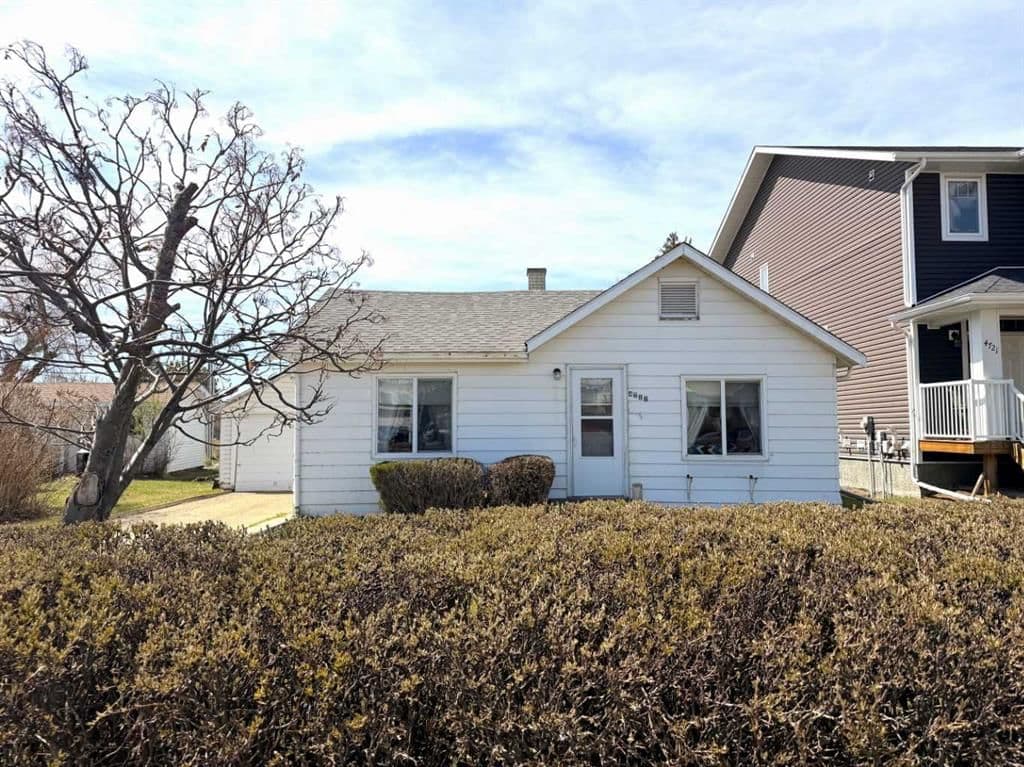 Sold property in Downtown Lacombe