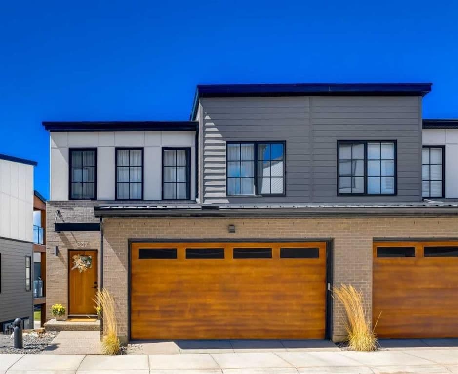 Sold property in Springbank Hill