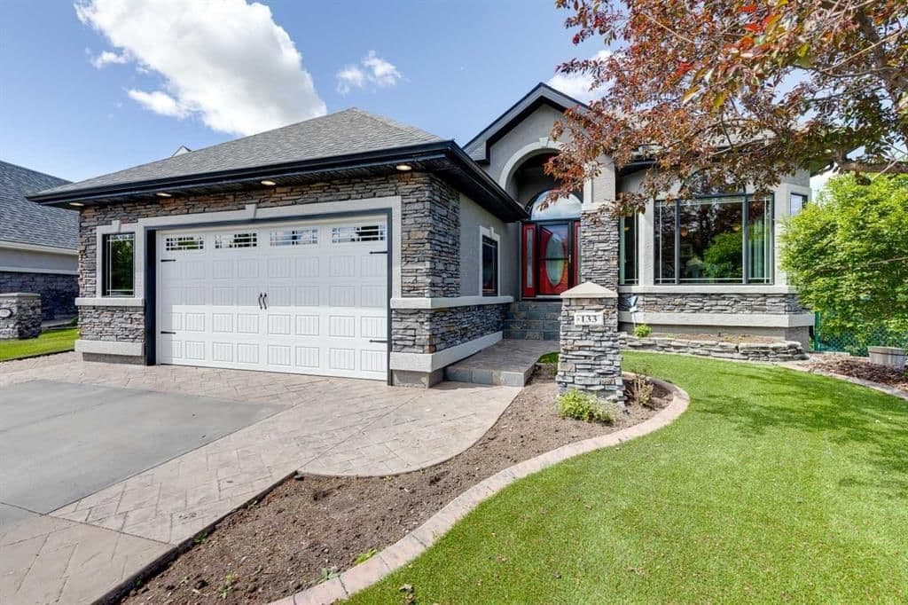 Sold property in Valley Ridge
