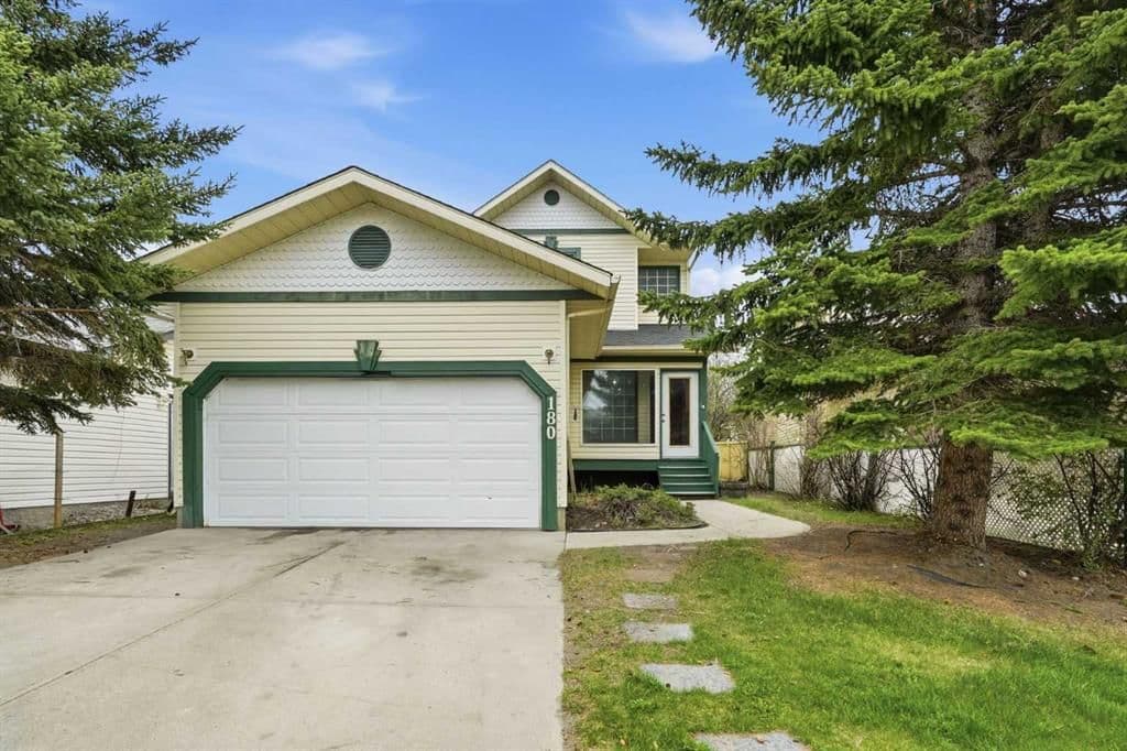 Sold property in Woodside