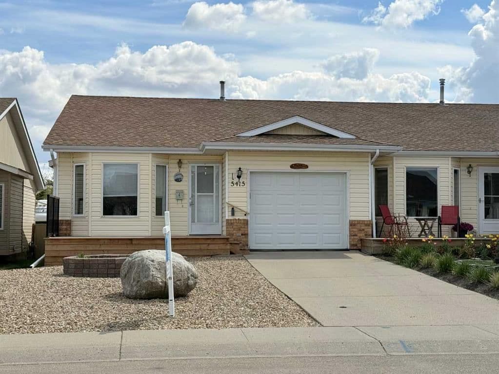 Sold property in Downtown Lacombe