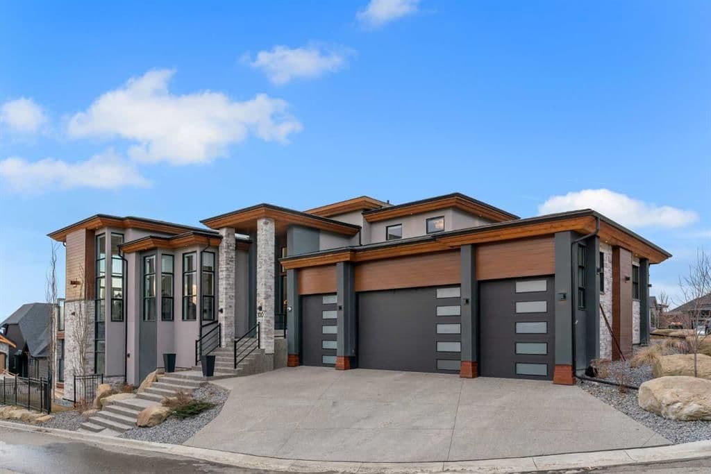 Sold property in Springbank Hill
