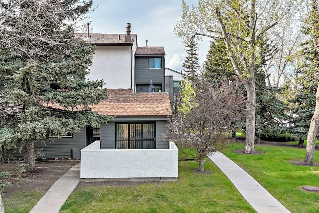 Sold property in Oakridge