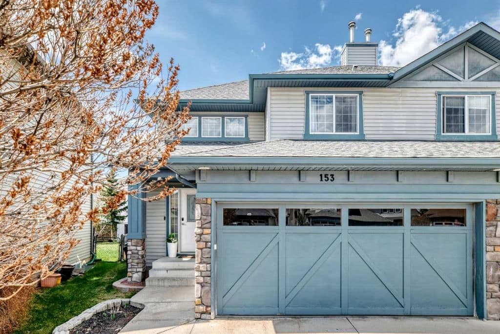 Sold property in Cougar Ridge