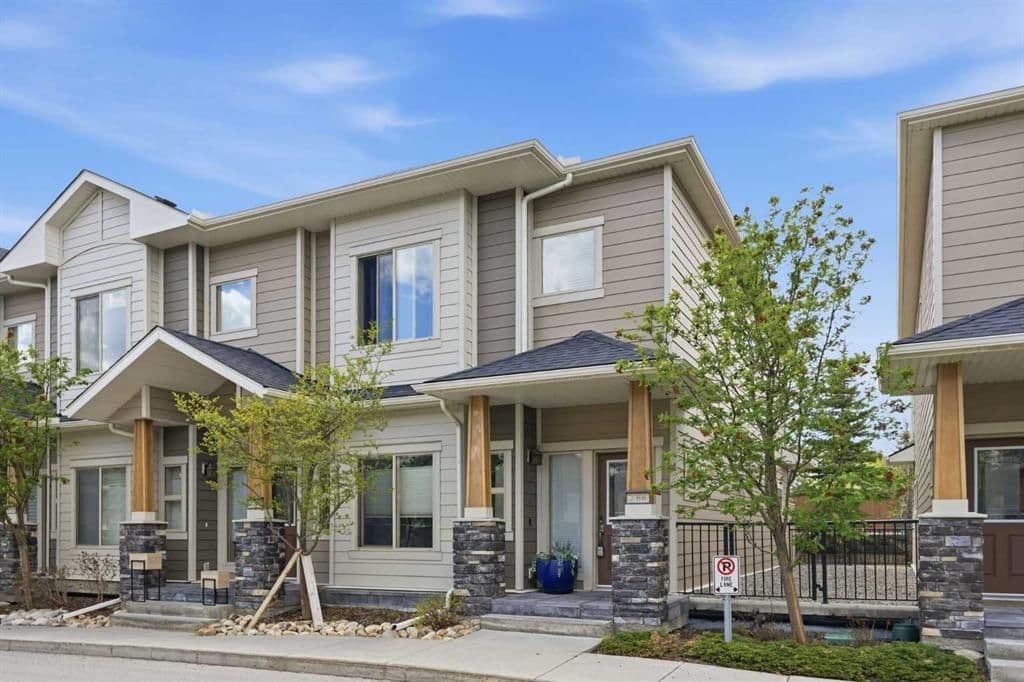 Sold property in Cougar Ridge