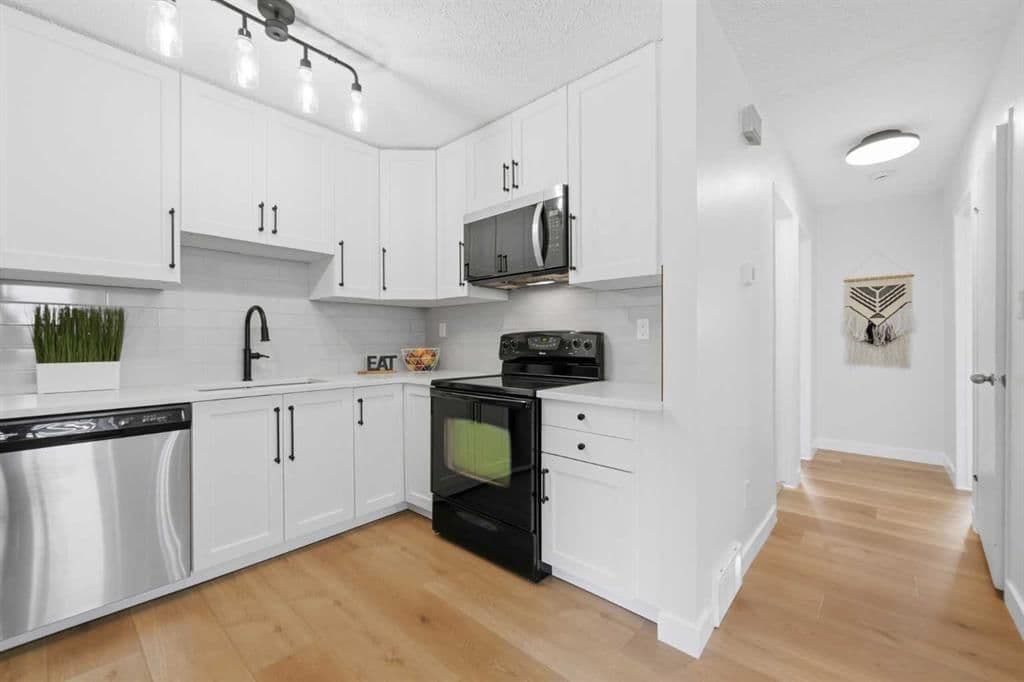 Sold property in Cedarbrae