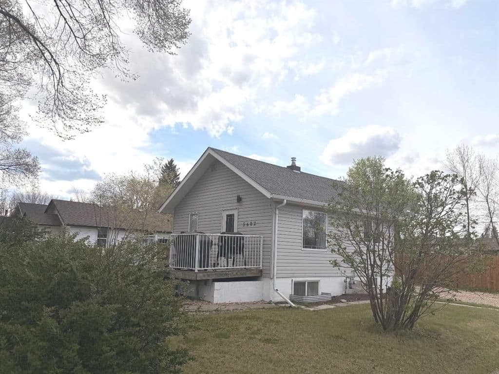 Sold property in Downtown Lacombe