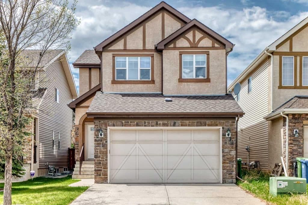 Sold property in Aspen Woods