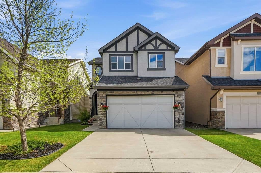 Sold property in Aspen Woods