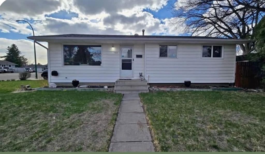 Sold property in Northwest Crescent Heights