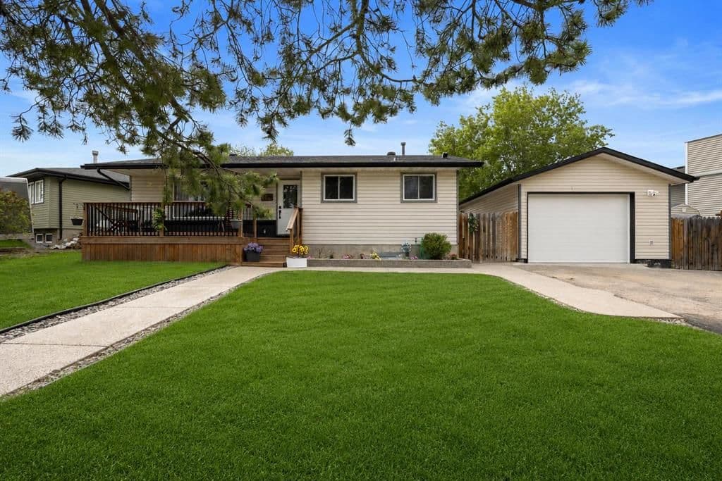 Sold property in Thickwood