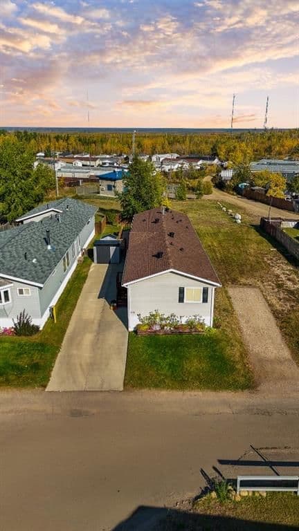 Sold property in Gregoire Park