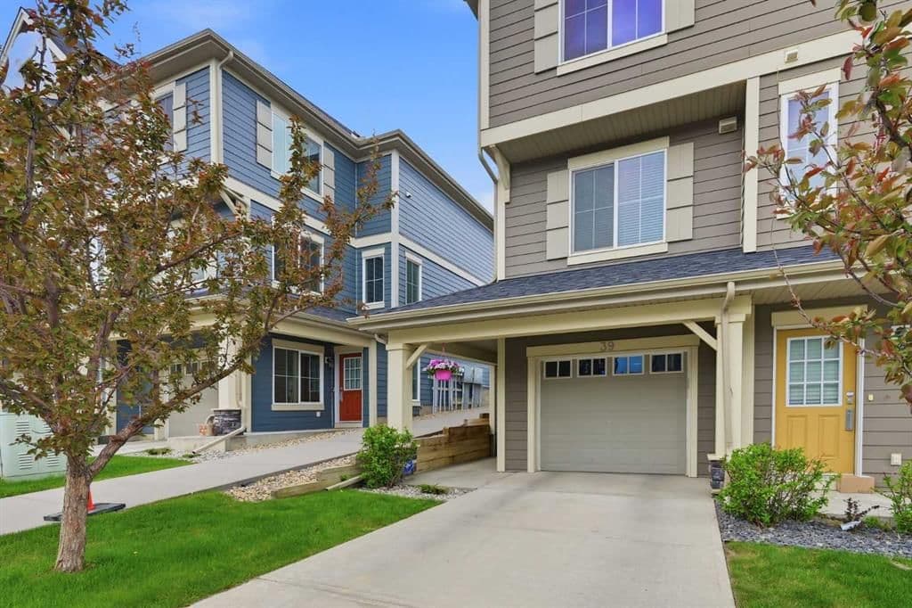 Sold property in Kincora