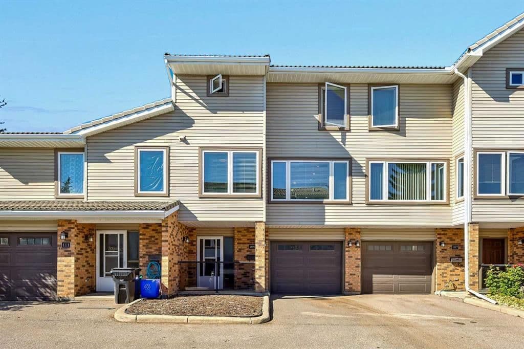 Sold property in Coach Hill