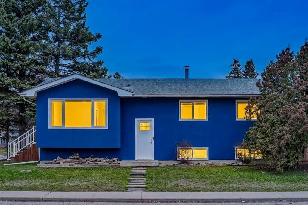 Sold property in Acadia
