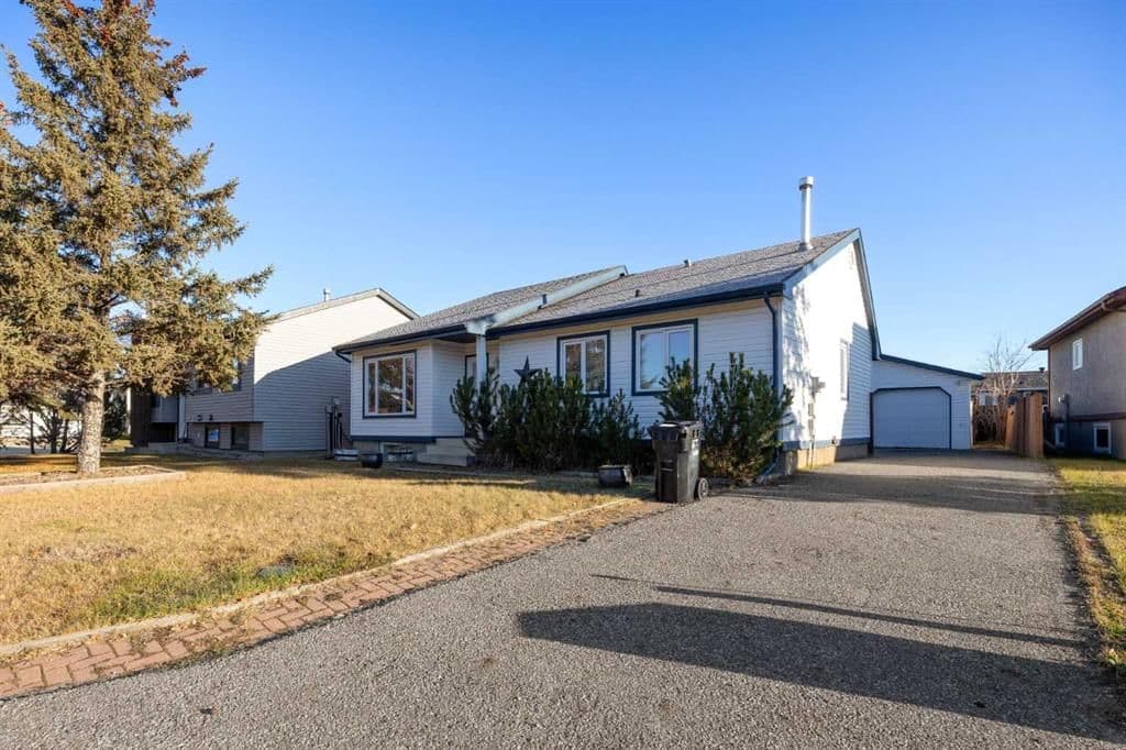 Sold property in Dickinsfield
