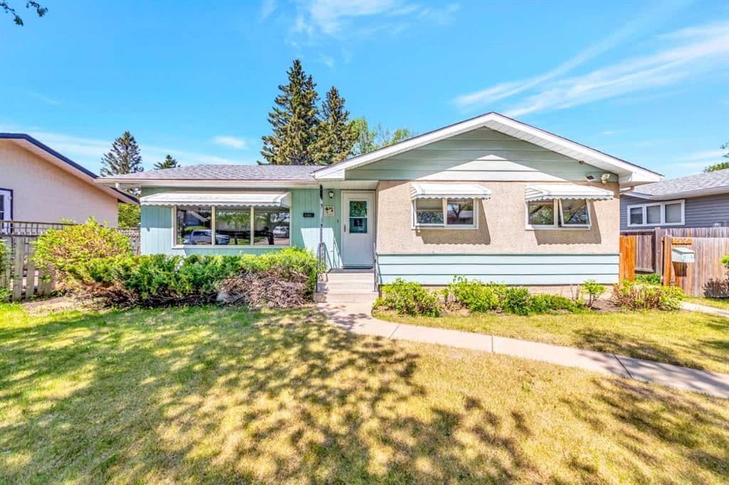 Sold property in Larsen Grove